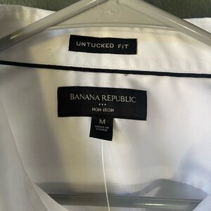 Banana Republic Crisp White button up dress shirt